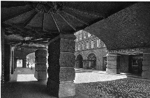 Details Fischertwiete
(Abb. aus: Kamphausen, A.: Der Baumeister Fritz Höger, 1972,
Tafel 12.1)