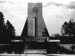 Krematorium Ohlsdorf 
(Abb. aus: Frank, Hartmut (Hrsg.): Fritz Schumacher-Reformkultur und 
Moderne, 1994, s. 288)